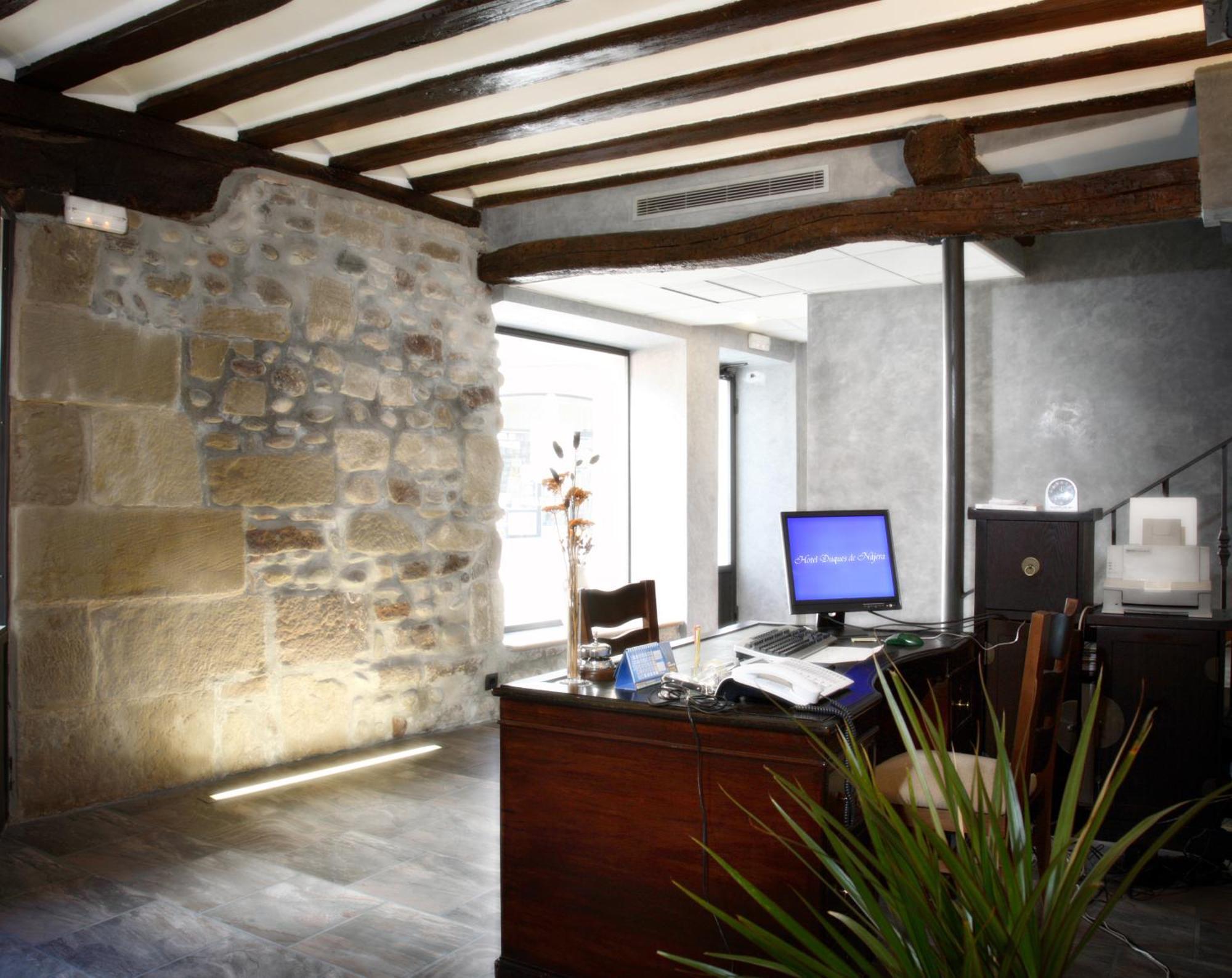 Hotel Duques De Nájera מראה חיצוני תמונה