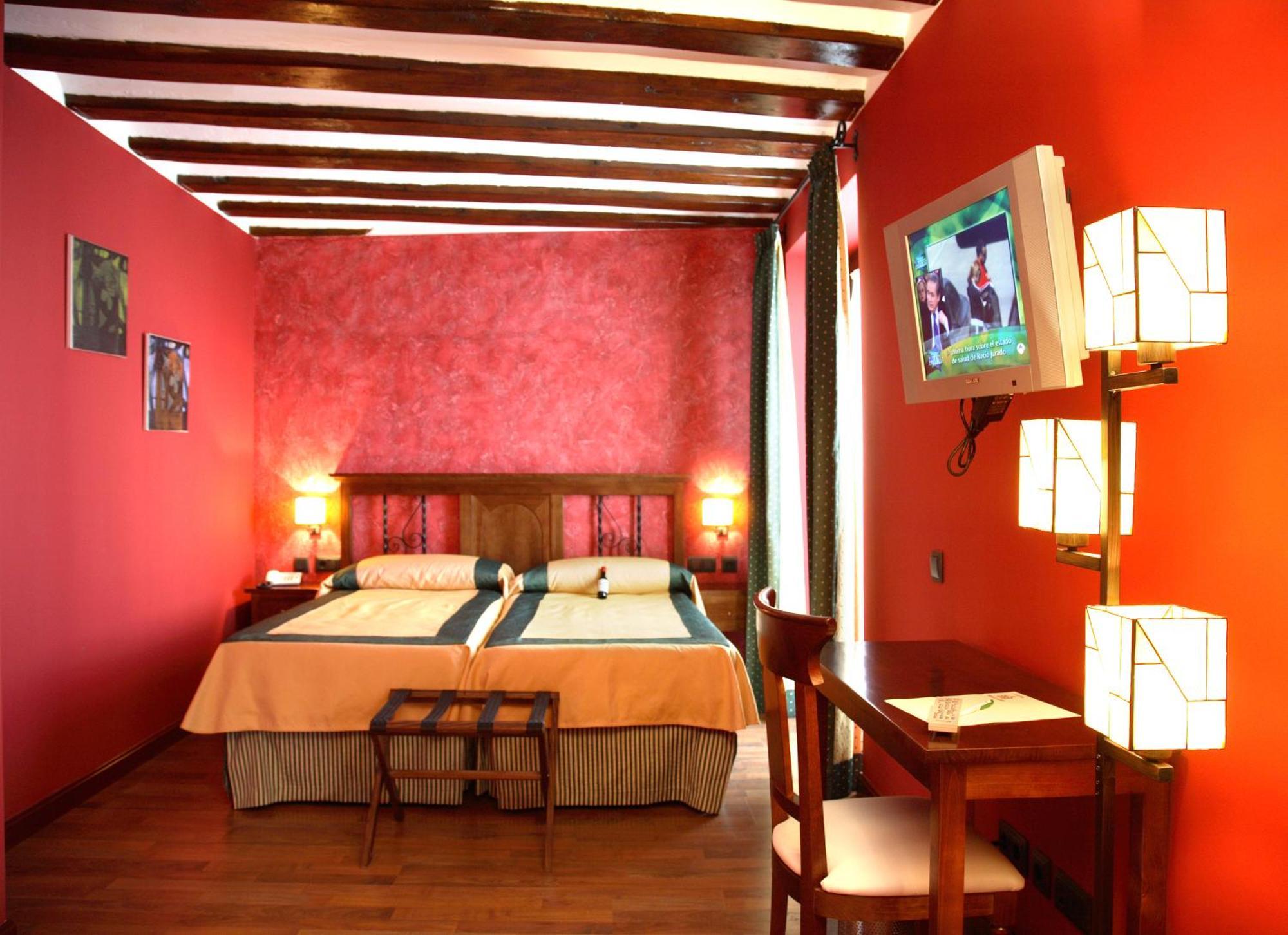 Hotel Duques De Nájera מראה חיצוני תמונה